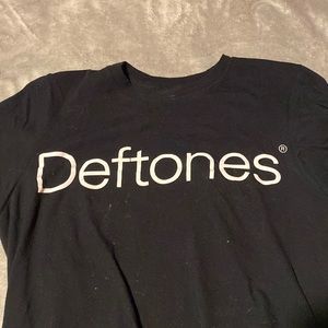 SMALL deftones ohms shirt